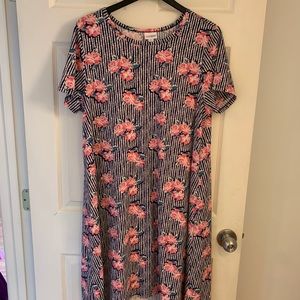 Lularoe Carly dress